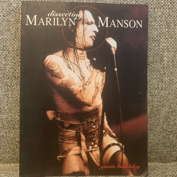 Dissecting Marilyn Manson - Picture 1 of 1